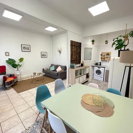 - Forville- 6 Personnes شقة *